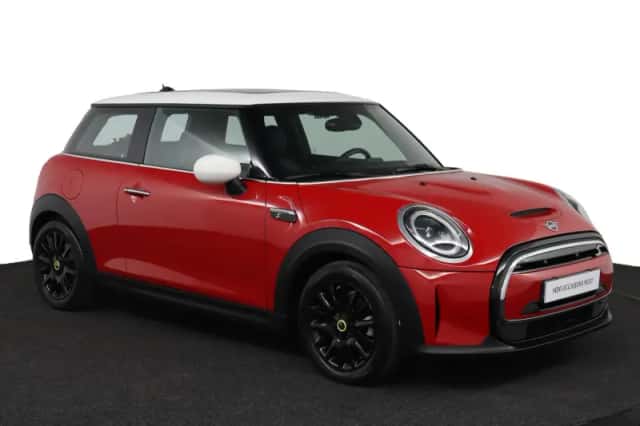 MINI Electric (2022) thumbnail 3