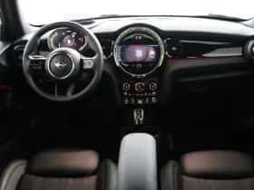 MINI Electric (2022) thumbnail 6
