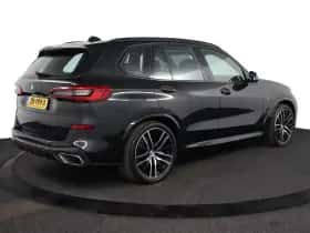 BMW X5 (2019) thumbnail 2