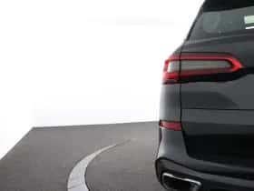 BMW X5 (2019) thumbnail 32