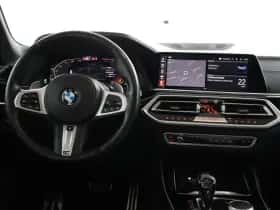 BMW X5 (2019) thumbnail 61