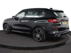 BMW X5 (2019) thumbnail 9
