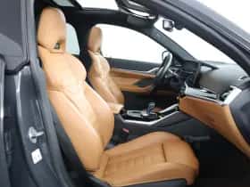 BMW i4 (2022) thumbnail 16