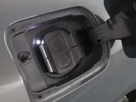 BMW i4 (2022) thumbnail 31
