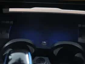 BMW i4 (2022) thumbnail 44