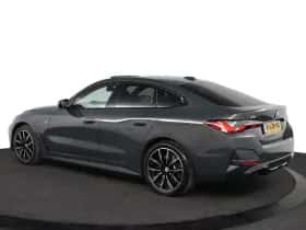 BMW i4 (2022) thumbnail 9