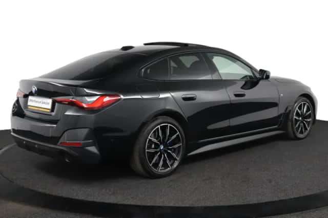 BMW 4-Serie (2022) thumbnail 2