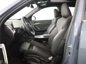 BMW X1 (2023) thumbnail 13