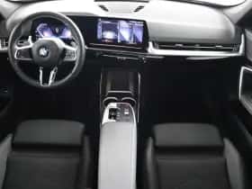 BMW X1 (2023) thumbnail 4