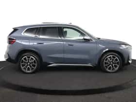 BMW X1 (2023) thumbnail 10