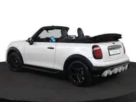 MINI Cabrio (2026) thumbnail 12