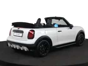 MINI Cabrio (2026) thumbnail 3