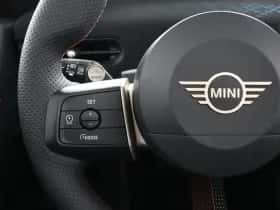 MINI Cabrio (2026) thumbnail 22