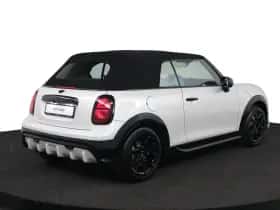 MINI Cabrio (2026) thumbnail 4