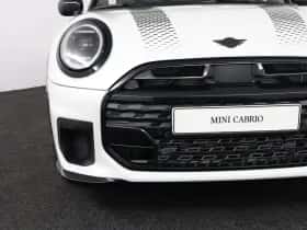 MINI Cabrio (2026) thumbnail 31
