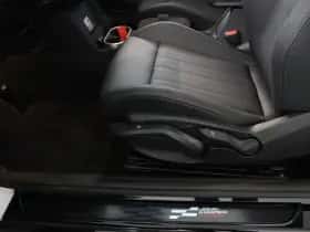 MINI Cabrio (2026) thumbnail 39