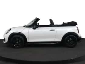 MINI Cabrio (2026) thumbnail 5