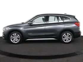 BMW X1 (2016) thumbnail 3