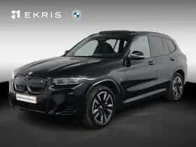 BMW iX3 (2024)