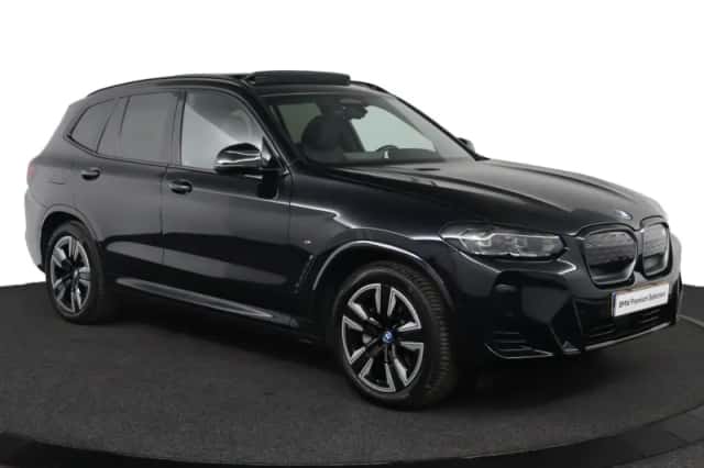 BMW iX3 (2024) thumbnail 3