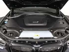 BMW iX3 (2024) thumbnail 23