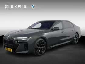 BMW i7 (2023)