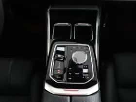 BMW i7 (2023) thumbnail 19