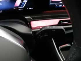 BMW i7 (2023) thumbnail 23