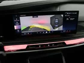 BMW i7 (2023) thumbnail 53