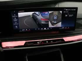BMW i7 (2023) thumbnail 54