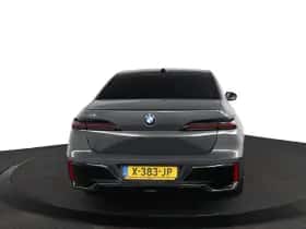 BMW i7 (2023) thumbnail 70
