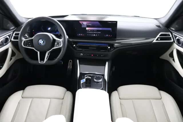 BMW i4 (2025) thumbnail 4
