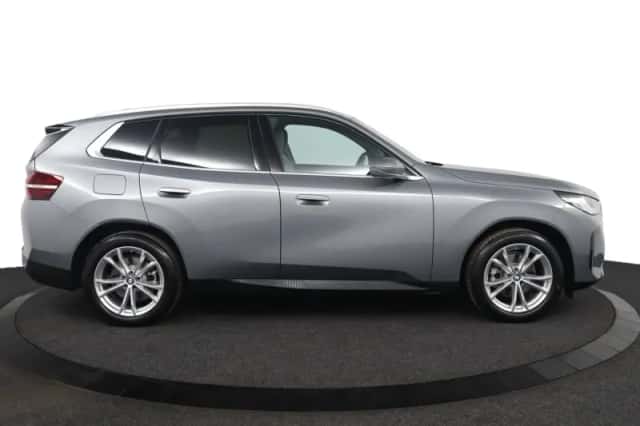 BMW X3 (2025) thumbnail 6