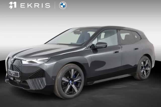 BMW iX (2026) thumbnail 1