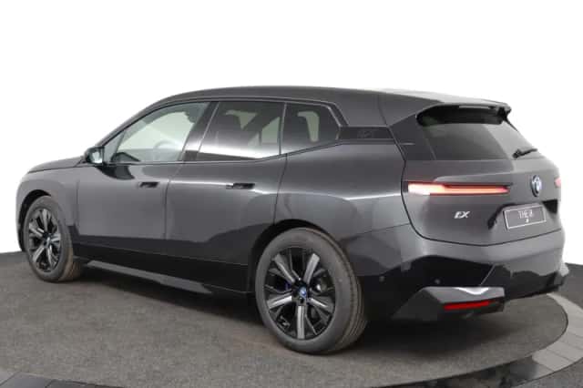 BMW iX (2026) thumbnail 5