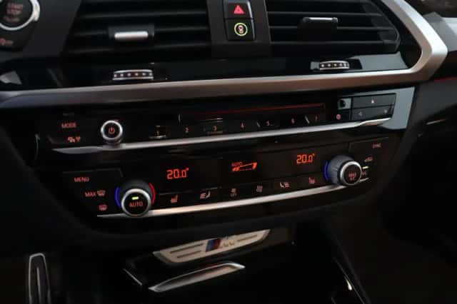 BMW X3 (2018) thumbnail 6