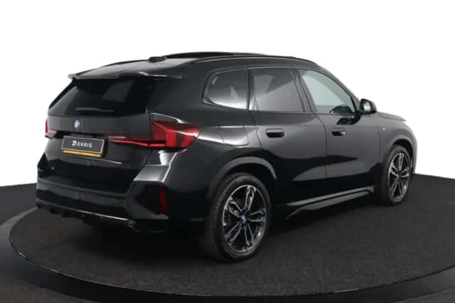 BMW X1 (2024) thumbnail 4