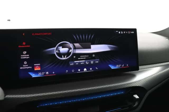 BMW i4 (2025) thumbnail 6