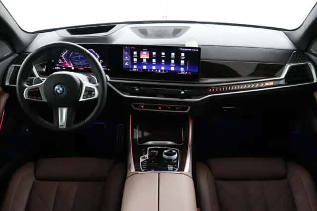 BMW X5 (2025) thumbnail 4