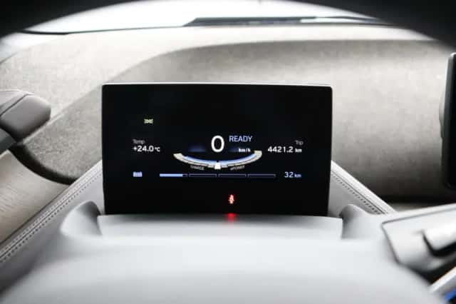 BMW i3 (2018) thumbnail 5
