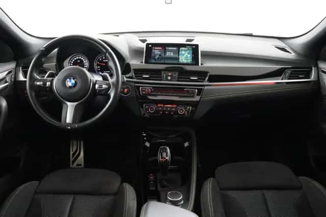 BMW X2 (2018) thumbnail 4
