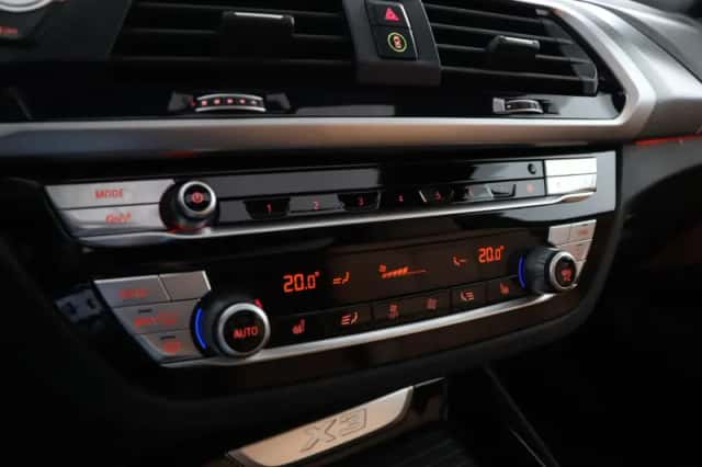 BMW X3 (2020) thumbnail 6