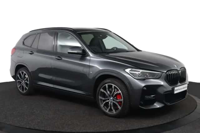 BMW X1 (2022) thumbnail 3