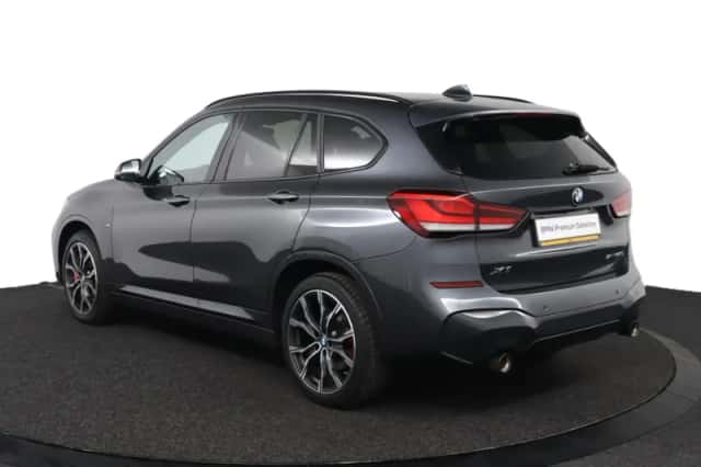 BMW X1 (2022) thumbnail 5