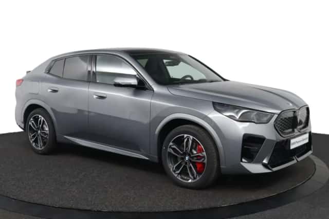 BMW iX2 (2026) thumbnail 3