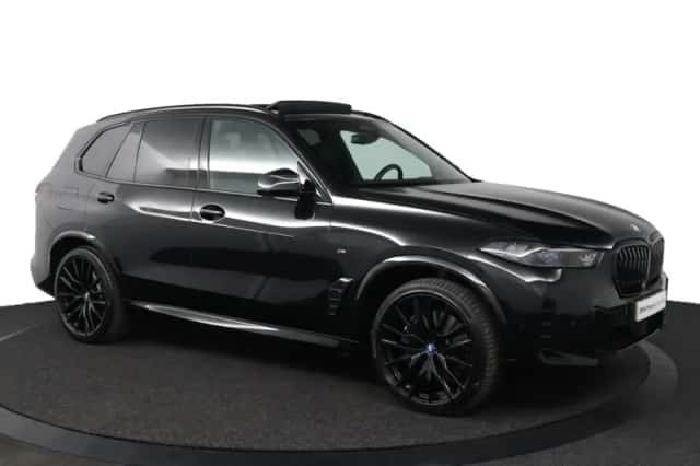 BMW X5 (2023) thumbnail 3