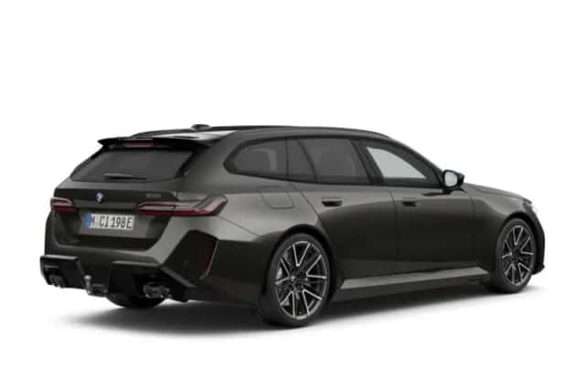 BMW M5 (2026) thumbnail 2