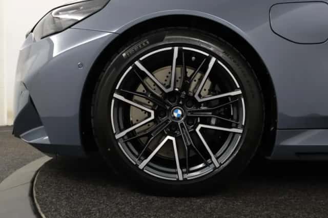 BMW M5 (2026) thumbnail 4
