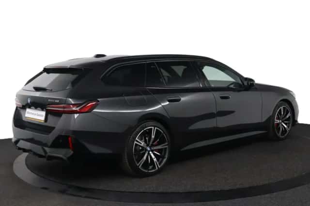 BMW i5 (2026) thumbnail 2