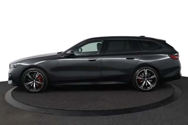 BMW i5 (2026) thumbnail 3